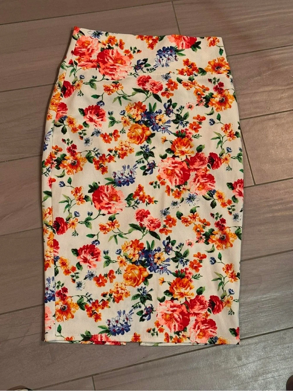 Derek heart Floral Pencil Skirt in Cream LARGE 26” waist 26” length